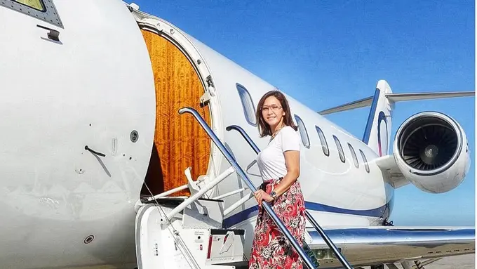 Momen Seleb Indonesia Saat Naik Jet Pribadi, Ada Maia Estianty dan Syahrini