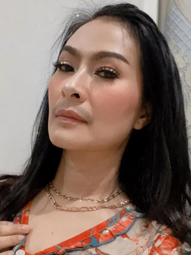 Iis Dahlia. (Foto: Instagram @isdadahlia)
