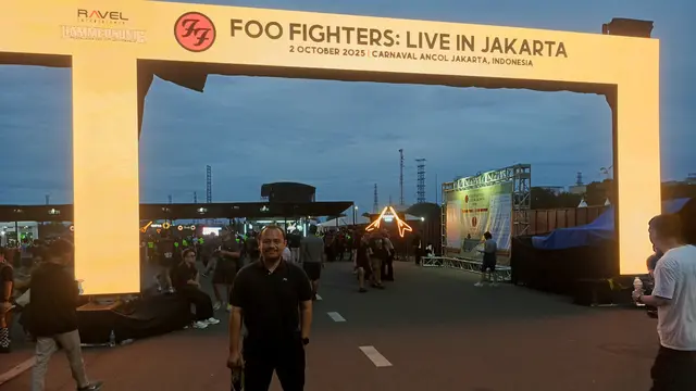 Konser Foo Fighters