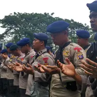 Bantuan 200 Brimob Polda Riau Amankan Pilkada DKI Jakarta 2017