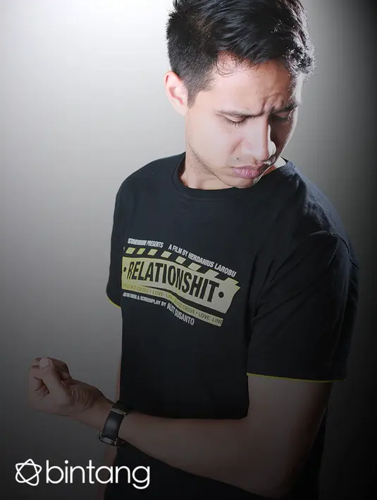 Ditemui saat wawancara eksklusif dengan Bintang.com pada 18 November 2015 silam, komedian kelahiran California, Amerika ini menyadari jika video streaming menjadi jalan masuknya untuk main film layar lebar. (Febio Hernanto/Bintang.com)