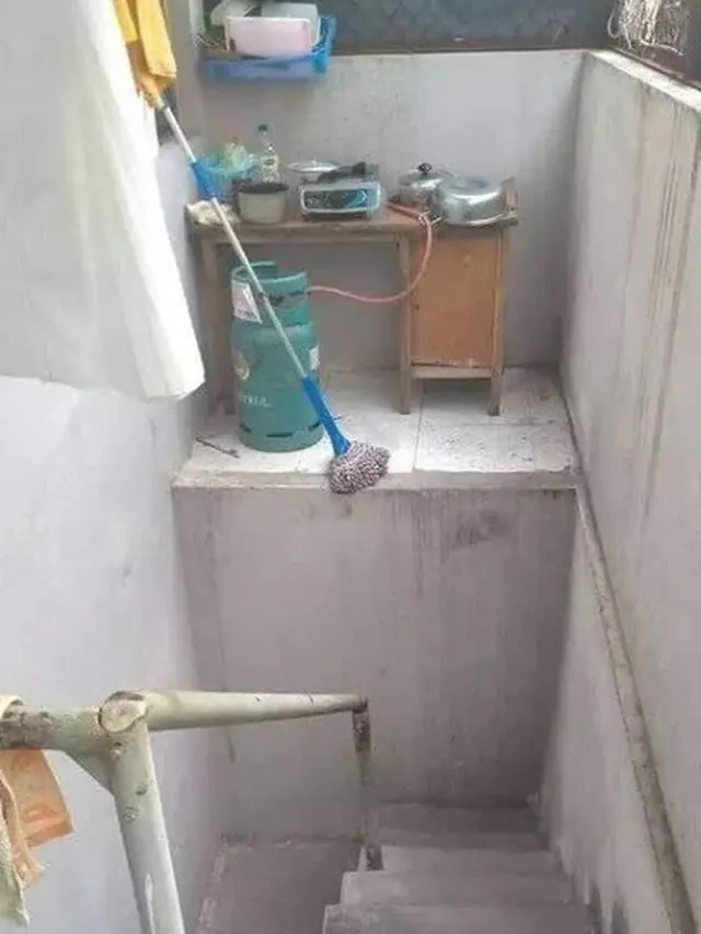 dapur aneh