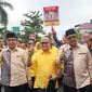 Sofyan Hasdam-Rizal Effendi mendaftar ke KPU Kaltim  (Liputan6.com/ Maulana S)