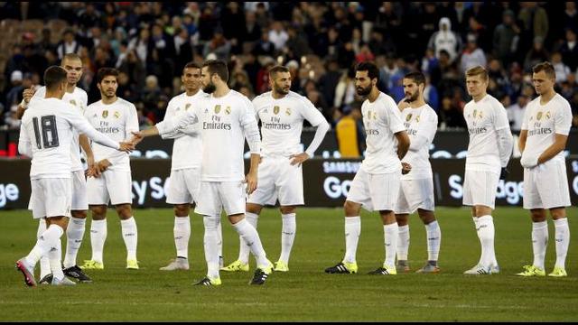 Tim Bola.com mewawancarai salah seroang Madridista di tengah-tengah acara nonton bareng antara AC Milan melawan Real Madrid serta strategi transfer yang dilakukan Rafael Benitez di musim ini.  