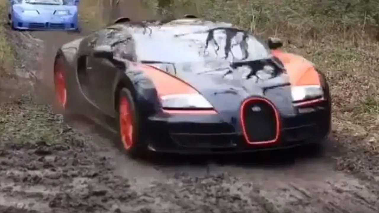 Supercar bermain tanah