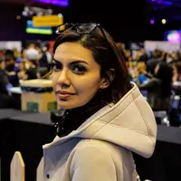 Najwa Shihab, perempuan Indonesia yang selalu dikagumi karena kecerdasannya. Penampilan wanita yang selalu bangga menjadi jurnalis ini juga selalu menjadi sorotan soal penampilannya yang sederhana dan elegan. (Instagram/najwashihab)