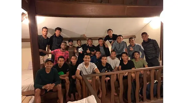 5 Gaya Imam Arief di Luar Lapangan, Penjaga Gawang Ketiga Persebaya