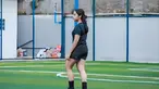 Lewat unggahan Mayangsari, Khirani terlihat mengenakan pakaian olahraga sambil menjejakkan kakinya di mini soccer di kawasan Kemang, Jakarta Selatan dekat kediaman keluarga. (Liputan6.com/IG/@mayangsari_official)