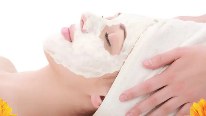 Jeruk punya manfaat untuk mencerahkan kulit wajah/copyright: thinkstockphotos.com