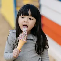 Potret Gempi yang menikmati es krim, sangat menggemaskan! (Liputan6.com/IG/gisel_la)