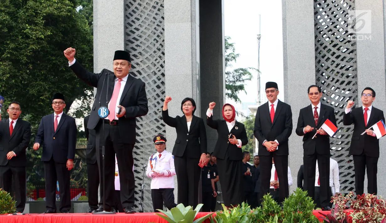 Gubernur BI Perry Warjiyo memberikan sambutan pada peluncuran standar QR Code di kantor BI, Jakarta, Sabtu (17/8/2019). QR Code untuk pembayaran aplikasi uang elektronik QRIS sangat membantu percepatan pengembangan ekonomi dan keuangan digital di Indonesia. (Liputan6.com/HO/Rizal)