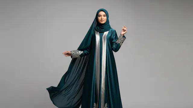 Gamis Silk Kombinasi Satin Bordir