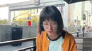 Kedatangannya ke Los Angeles adalah untuk menerima sebuah penghargaan di Creative Arts Emmy Awards ke-74. Lee Yoo Mi pun sudah bersiap sebelum hari penerimaan. Ia tiba lebih awal dan menyempatkan singgah di sebuah restoran untuk menikmati hidangan populer di sana. (Liputan6.com/IG/@leeyoum262)