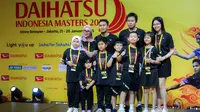 Mohammad Ahsan dan Hendra Setiawan dalam  Moment of Honor The Daddies di Indonesia Masters 2025 di Istora GBK, Jakarta, Minggu (26/1/2025). (Bola.com/Bagaskara Lazuardi)