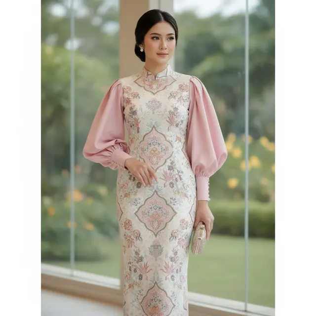 Model Gamis Terbaru Kombinasi Batik dan Polos (Image by AI)
