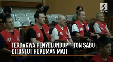 Jaksa Penuntut Umum menuntut delapan orang terdakwa penyelundup sabu satu ton dengan hukuman mati.