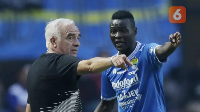 Liga 1 Indonesia 2018 : Persib Bandung Vs Persija Jakarta