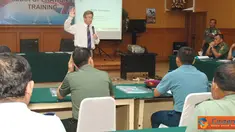 Citizen6, Jakarta: Pelatihan Operasional Media, dihadirkan pula trainers dari Sundhurst Royal Military Academy Inggris yaitu Mr. Ronald Leonardo Mc Court dan Mr Simon Patric Taylor. (Pengirim: Badarudin Bakri).