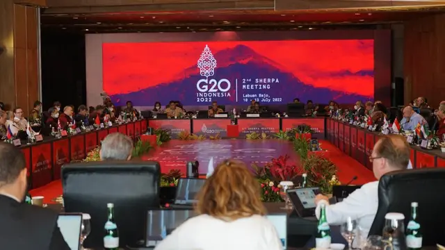 Pembahasan perkembangan hasil musyawarah Working Group dari para Sherpa G20 diteruskan pada sesi ketiga yang bertemakan Transisi Energi, pada Senin (11/7)