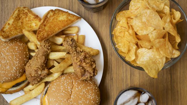 Menghindari Junk Food