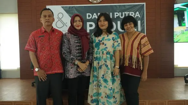 Edukasi Digital untuk PKK dan UMKM Kecamatan Medan Satria Kota Harapan Indah