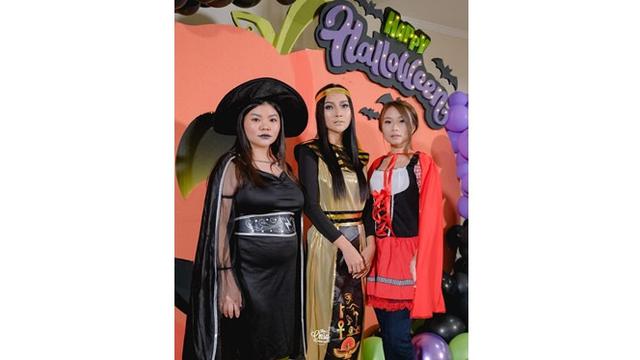 6 Gaya Sarwendah Pakai Kostum Halloween, Bak Ratu Mesir