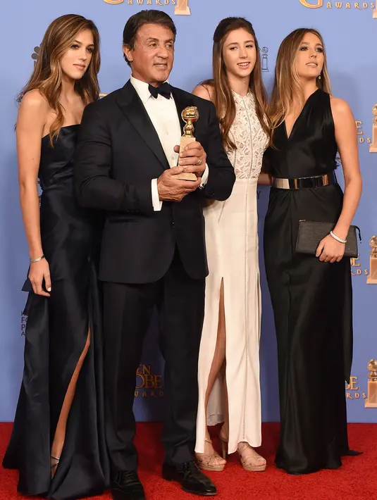 Aktor pemeran film ‘Creed’ ini mengucapkan terima kasih kepada istri dan anak-anaknya,  Williams Morris Endeavor (WME) dan MGM, produser, bahkan kepada Rocky Balboa (dirinya) sendiri. (AFP/Bintang.com)