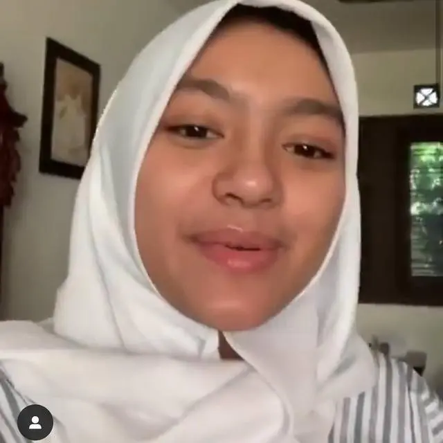 6 Foto Lawas Alleia Saat SMA, Pakai Seragam Paskibra Curi Perhatian
