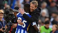 Graham Potter telah meninggalkan Brighton and Hove Albion untuk membesut Chelsea sejak 8 September 2022 lalu. Kejeniusannya dalam meracik permainan Brighton di Liga Inggris pada awal musim 2022/2023 ini jadi alasan ia layak menggantikan posisi Thomas Tuchel. Salah satu kejeniusannya tentu saja dengan komposisi pemain saat ia menukangi Brighton. Tercatat ia memiliki 5 pemain asal Amerika Latin yang kini menjadi warisan usai kepergiannya. Berikut kelima pemain tersebut. (AFP/Glyn Kirk)