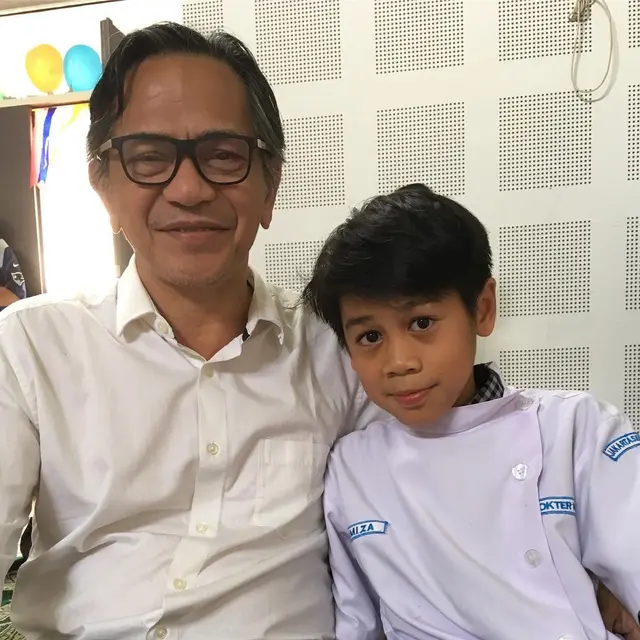 6 Potret Ray Sahetapy Bareng Ramiza Anak Gisca Putri, Cucu Pertama