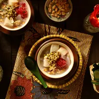 Resep sekoteng jahe merah susu enak./Copyright shutterstock.com/g/AriyaniTedjo