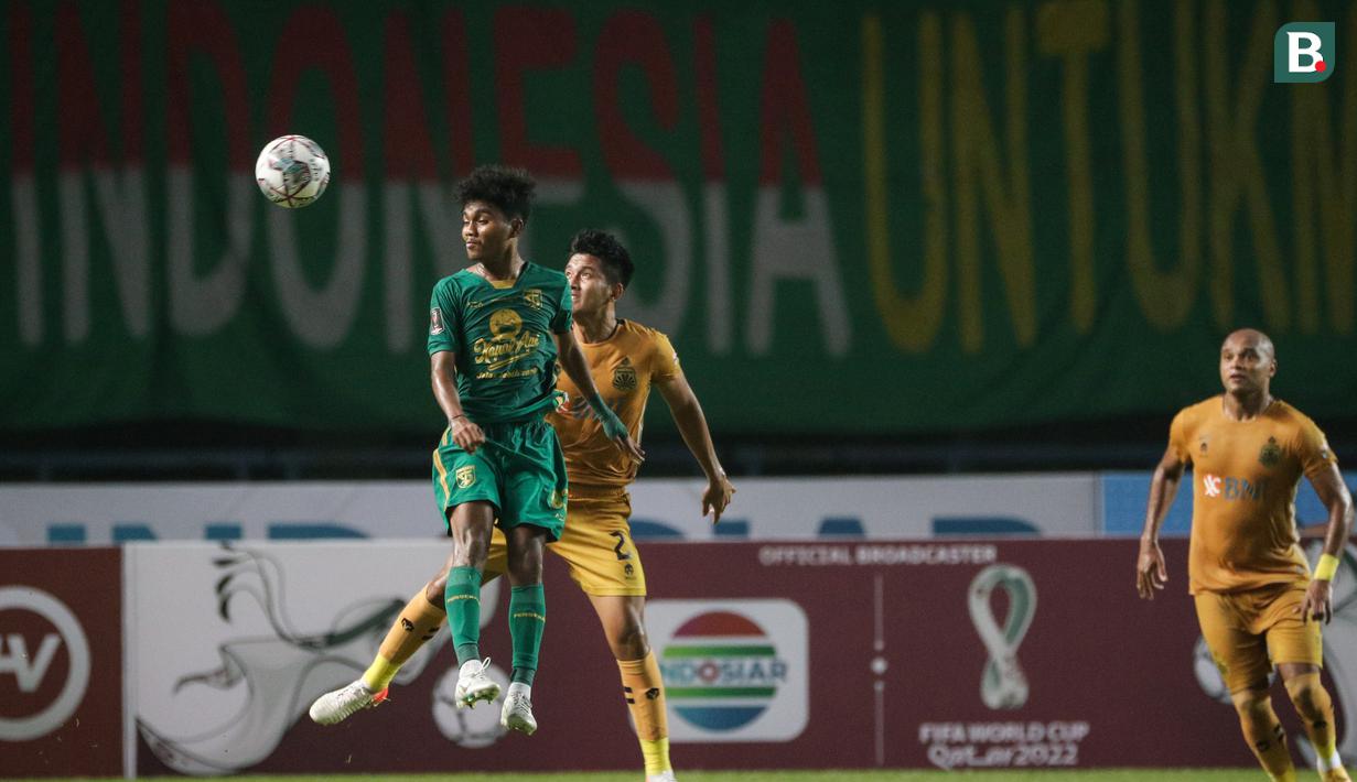 Tidak ada tambahan gol hingga wasit meniup peluit panjang. Dengan skor akhir 1-1 membuat kedua tim mengoleksi satu poin. (Bola.com/Bagaskara Lazuardi)