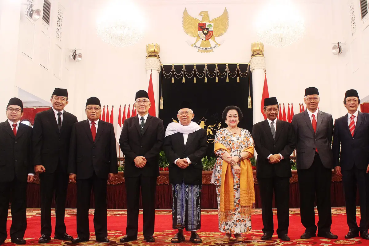 Jokowi  Lantik Dewan Pengarah dan Kepala UKP Pembinaan Ideologi Pancasila