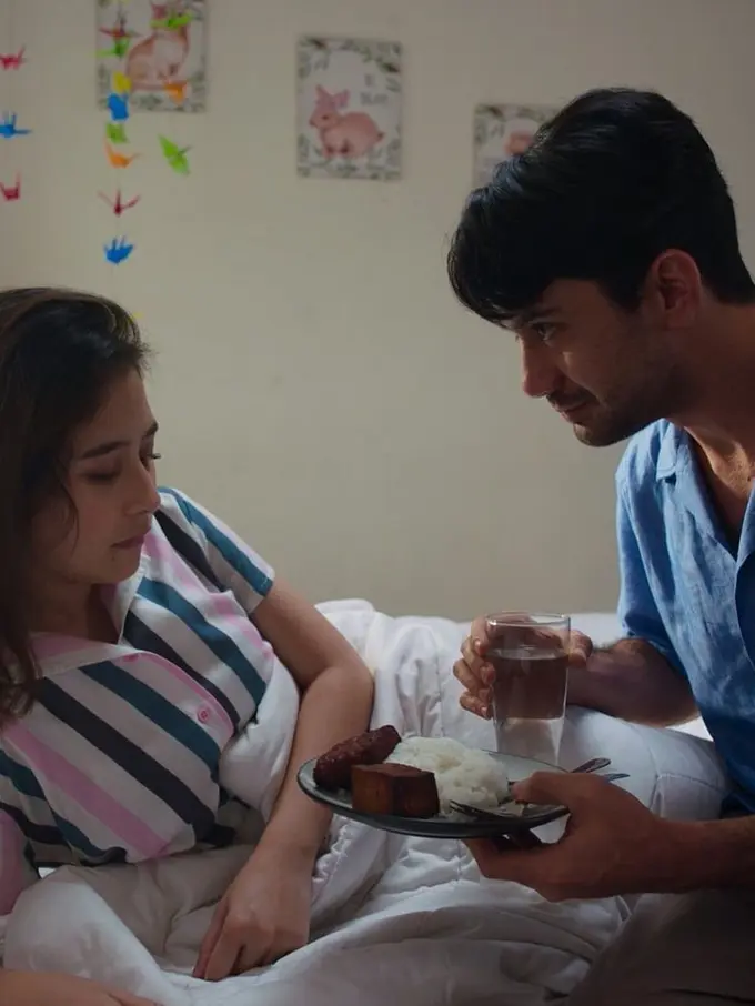 [Fimela] Prilly Latuconsina dan Reza Rahadian