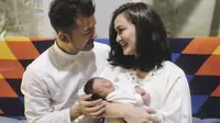 Dikritik soal Tak Menindik Anak, Ini Jawaban Rio Dewanto