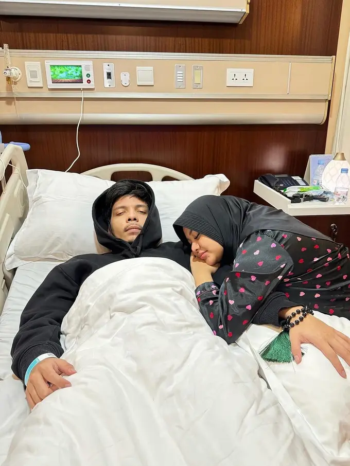 Atta Halilintar jalani operasi. [Foto: Instagram/attahalilintar]