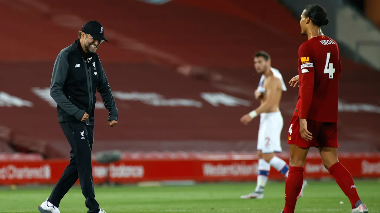 Liverpool Lumat Crystal Palace 4-0