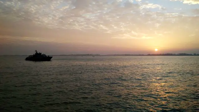 Potret Keindahan Pagi Diatas Samudra Hindia Dengan Drone