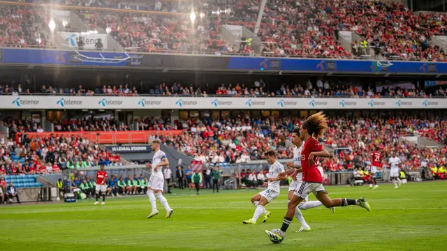 Manchester United Vs Leeds United di Pramusim 2023/2024