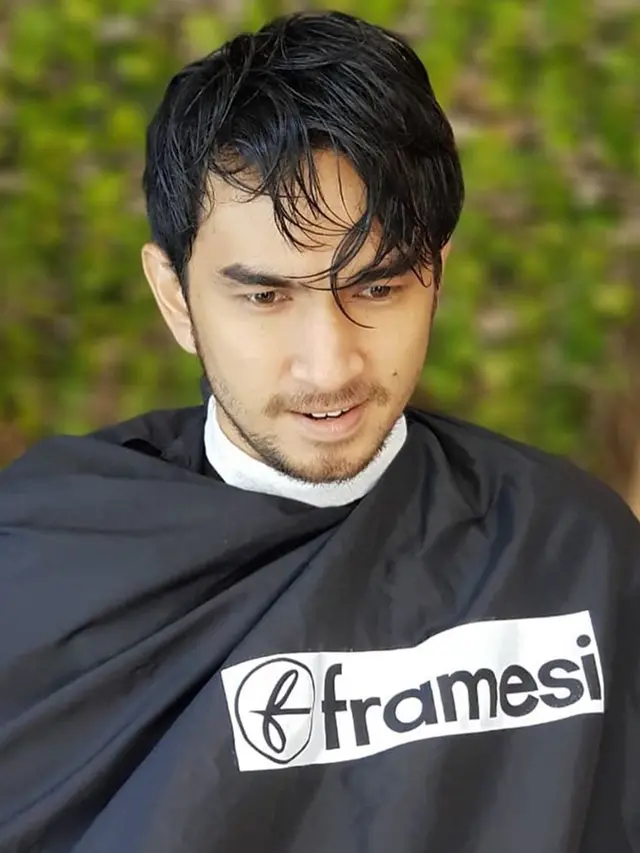 6 Potret Terbaru Amec Ex Drummer LYLA, Kini Jadi Aktor FTV