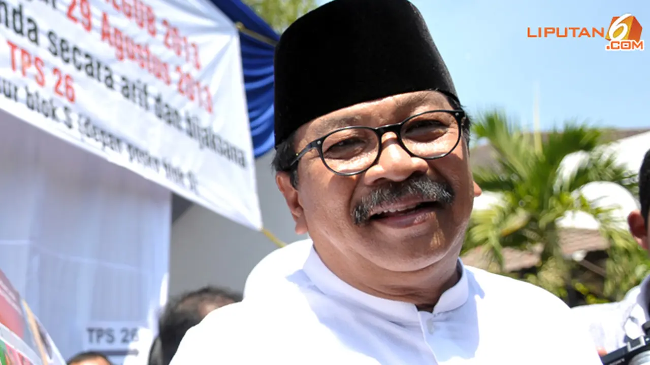 soekarwo2-130829b.jpg