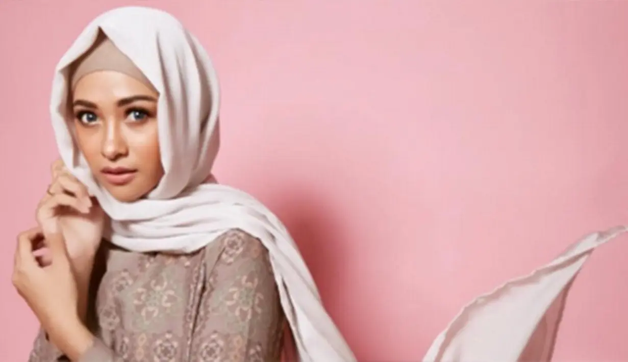 (Via Instagram/@Poppybungariphat)