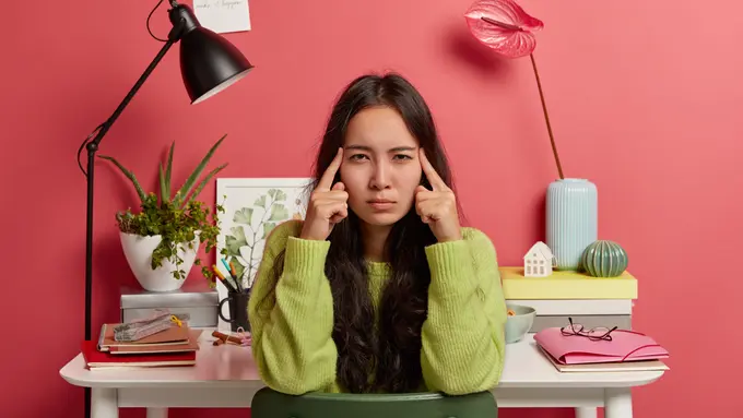 wanita desember tentang dibenci