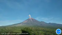 Gunung Semeru kembali erupsi pada Senin pagi (12/2/2024), pukul 06.02 WIB. (Liputan6.com/ Dok PVMBG)