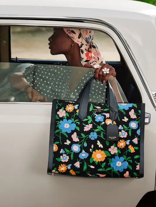 Kate Spade New York  juga meluncurkan Avenue, tas satchel terbaru yang hadir dalam material kanvas dan refined grain leather.  (Dok/Kate Spade New York).