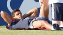 Bek Timnas Prancis, Raphael Varane saat mengikuti sesi latihan di Glebovets, Rusia, (12/7). Prancis akan bertanding melawan Kroasia pada babak Final Piala Dunia 2018. (AP Photo / David Vincent)
