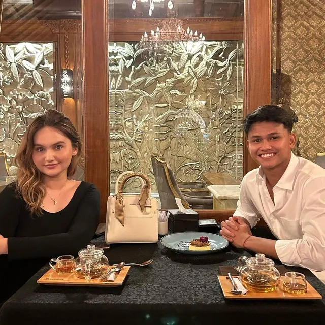 Hokky Caraka - Jessica Rosmaureena