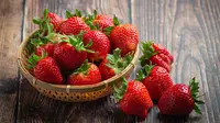 How to Freeze Strawberries: 3 Simple Methods