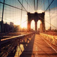 Brooklyn Bridge, New York, Amerika Serikat. (sushicomcha.wordpress.com)