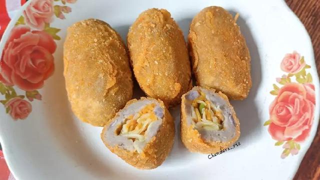 Resep camilan asin: kroket talas. (dok. Cookpad @chendera93)